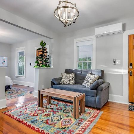Mckenize Guest House: Marble Falls Suite 1 Bd, 1Ba Екстериор снимка